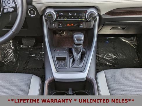 Used 2023 Toyota RAV4 Limited image 21