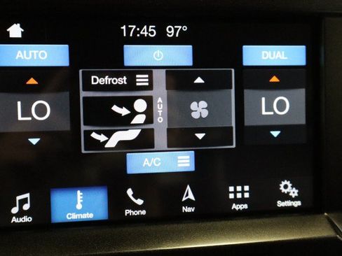 Used 2018 Ford F250 Lariat w/ Lariat Value Package AWD/4WD image 45