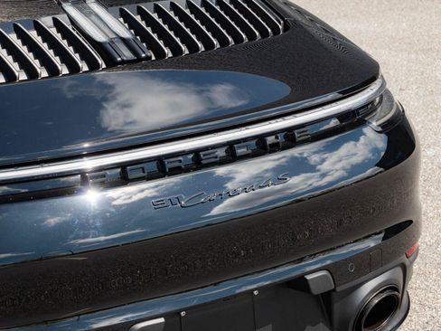 Certified 2024 Porsche 911 Carrera 4S AWD/4WD image 30