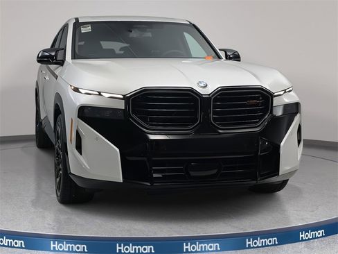 New 2026 BMW XM Label Red image 2