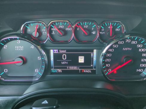 Used 2020 Chevrolet Suburban LT image 39