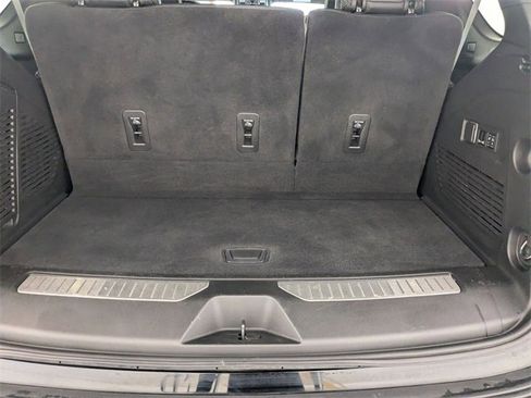 Used 2023 GMC Yukon Denali image 30