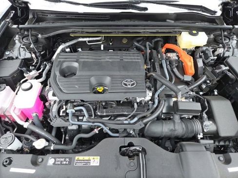 Used 2026 Toyota Crown XLE image 27