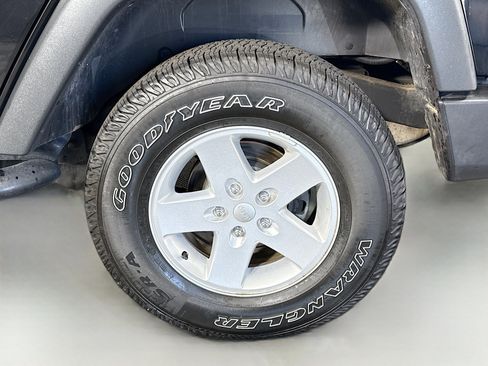 Used 2017 Jeep Wrangler Unlimited Sport w/ Quick Order Package 24S image 35