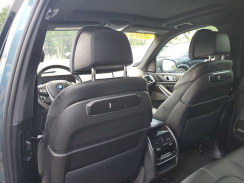 Used 2025 BMW X5 xDrive50e AWD/4WD image 13
