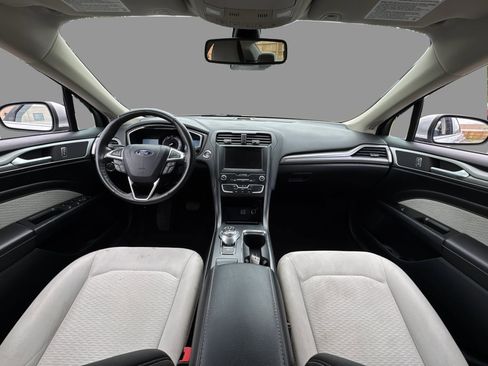 Used 2019 Ford Fusion SE w/ Equipment Group 151A image 20