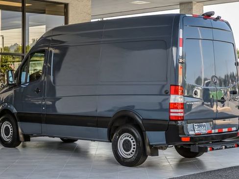 Used 2018 Mercedes-Benz Sprinter 2500 image 7