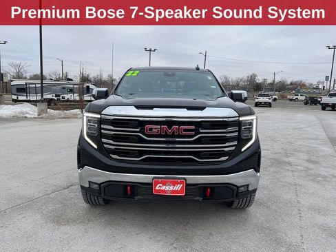 Used 2022 GMC Sierra 1500 SLT w/ SLT Convenience Package image 9