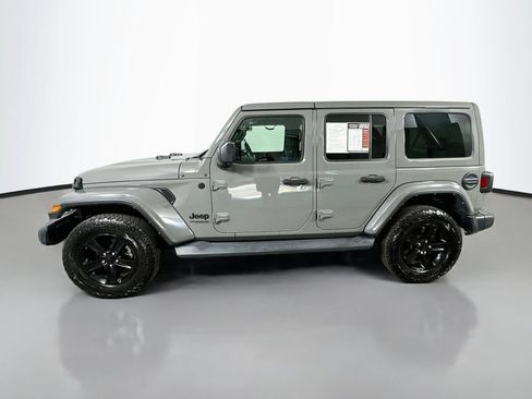 Used 2021 Jeep Wrangler Unlimited Sahara AWD/4WD image 5