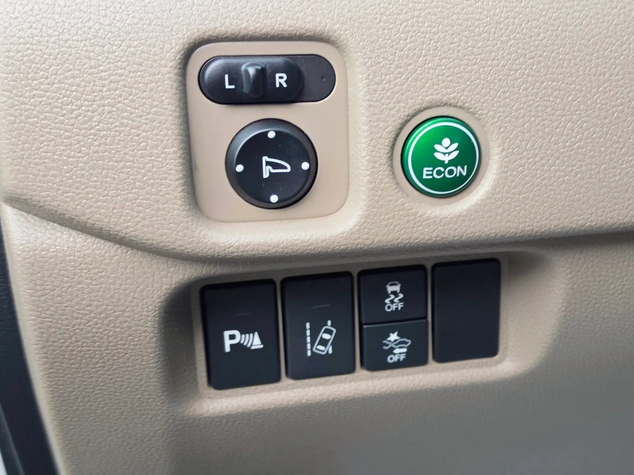 Used 2018 Honda Pilot Touring image 22