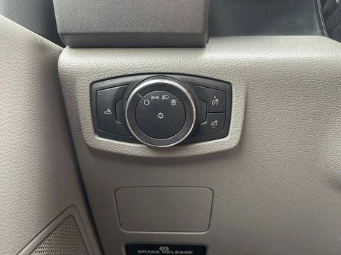 Used 2018 Ford F350 XL AWD/4WD image 30