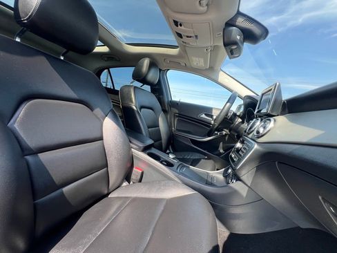 Used 2015 Mercedes-Benz GLA 250 image 13