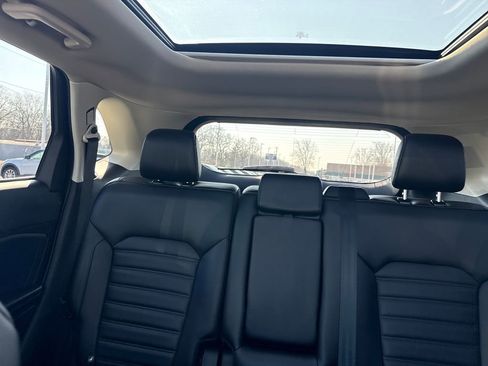 Used 2024 Ford Edge SEL w/ Convenience Package image 44