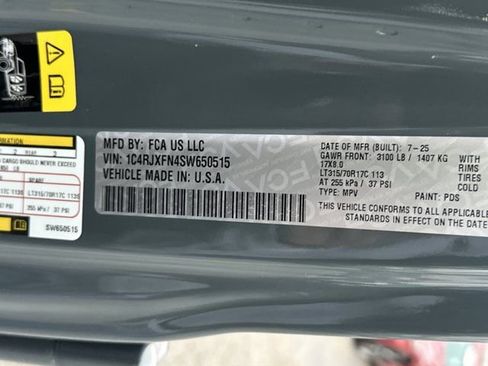 New 2025 Jeep Wrangler Unlimited Rubicon w/ XTREMEE 35" Tire Package image 32