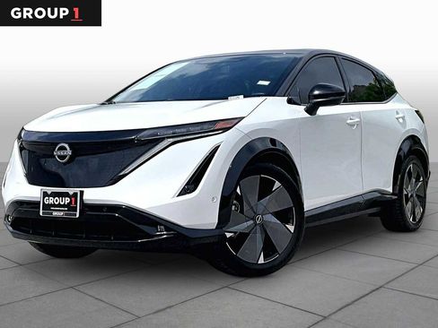 Used 2023 Nissan Ariya AWD/4WD image 1