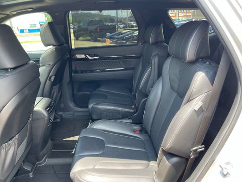 Used 2025 Hyundai Palisade Calligraphy AWD/4WD image 13