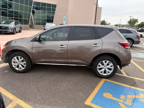 Used 2014 Nissan Murano S FWD image 11