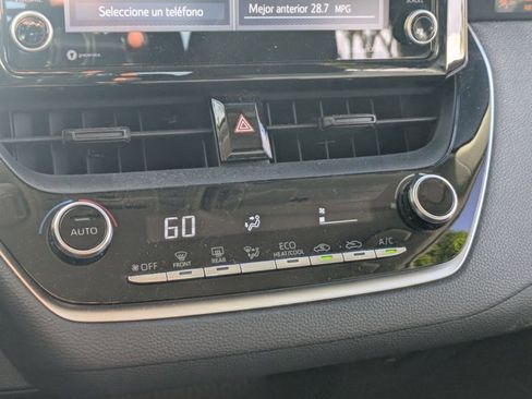 Used 2022 Toyota Corolla LE image 13