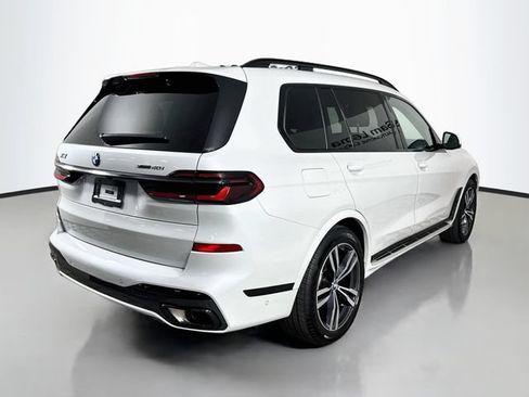Used 2026 BMW X7 xDrive40i AWD/4WD image 7