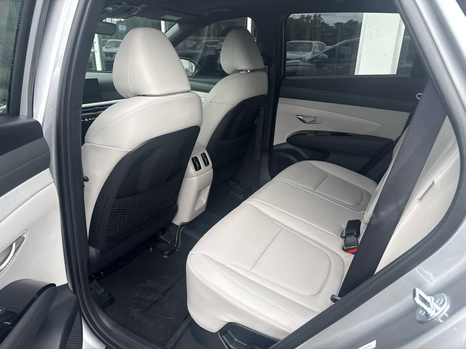 Used 2026 Hyundai Tucson Limited AWD/4WD image 4