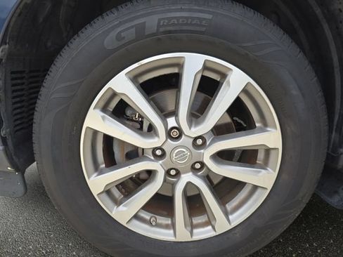 Used 2015 Nissan Pathfinder S AWD/4WD image 34