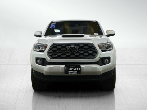 Used 2022 Toyota Tacoma TRD Sport image 8