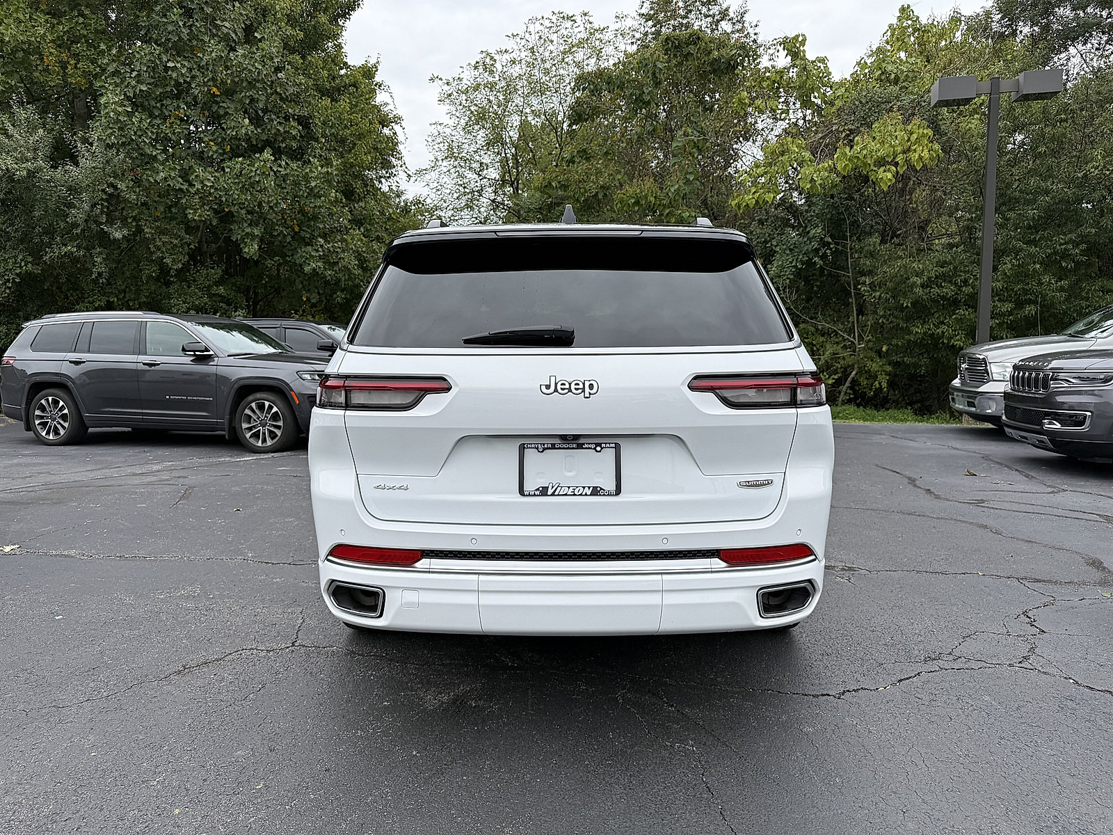 Certified 2025 Jeep Grand Cherokee L Summit AWD/4WD image 5