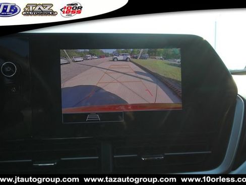 Used 2024 Chevrolet Trax LS FWD image 18