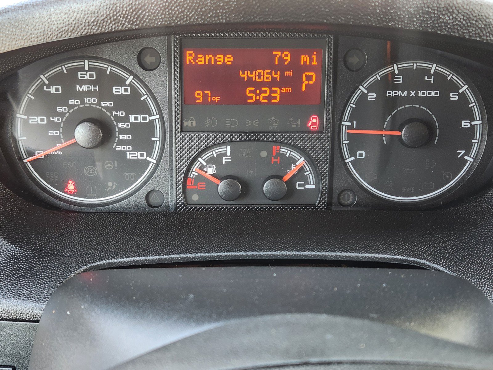 Used 2021 RAM ProMaster 1500 w/ Convenience Group FWD image 14