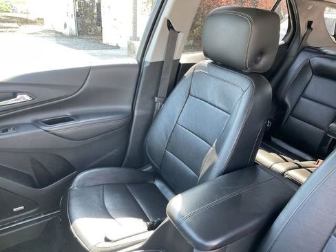 Used 2020 Chevrolet Equinox Premier AWD/4WD image 25
