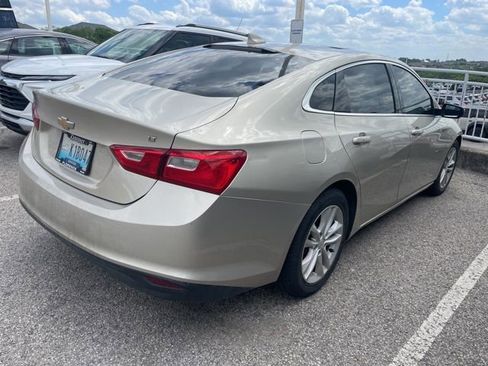 Used 2016 Chevrolet Malibu LT FWD image 4