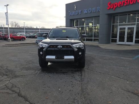 Used 2019 Toyota 4Runner TRD Off-Road image 14