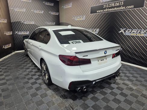 Used 2019 BMW M550i xDrive image 11