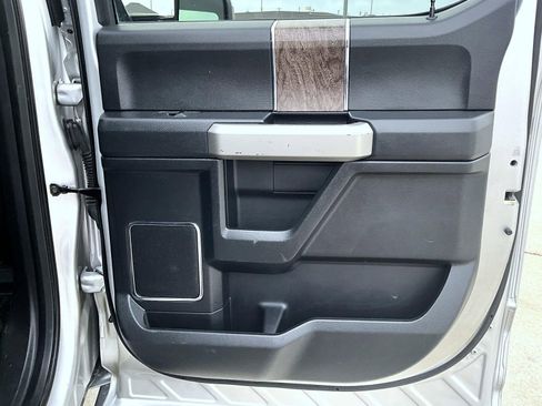 Used 2019 Ford F250 Lariat w/ Lariat Ultimate Package image 18