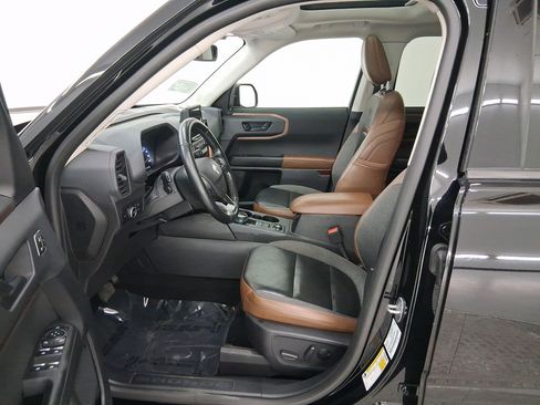 Used 2023 Ford Bronco Sport Outer Banks w/ Tech Package image 5