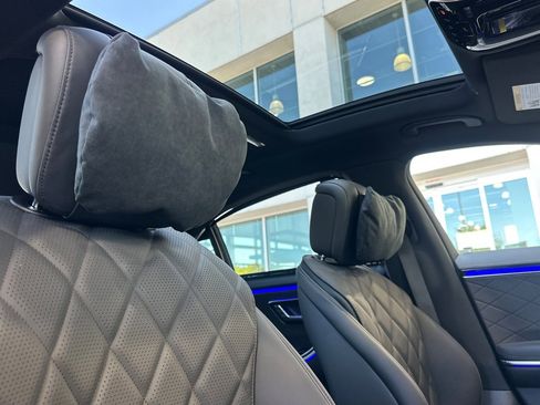 New 2025 Mercedes-Benz S 580 4MATIC Sedan image 16