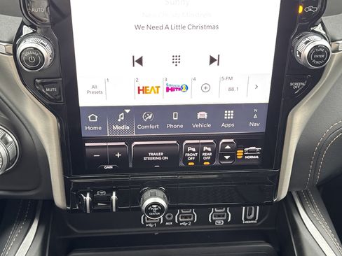 New 2026 RAM 1500 Tungsten w/ Trailer Tow Group image 18