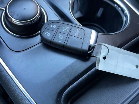 Used 2015 Dodge Durango SXT w/ Quick Order Package 23B image 31