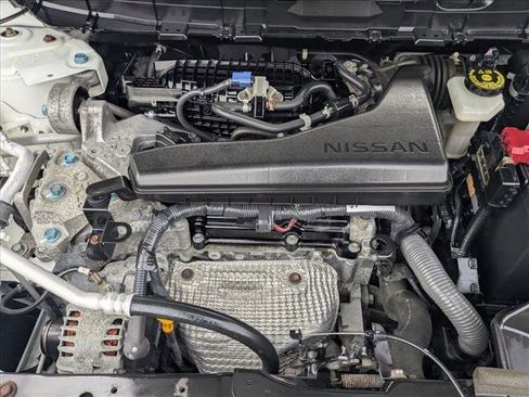 Used 2017 Nissan Rogue S image 21