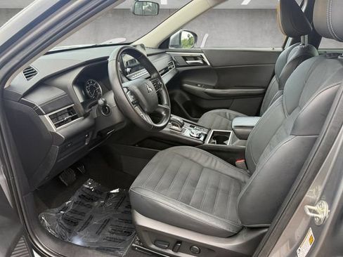 Used 2022 Mitsubishi Outlander SE FWD image 20