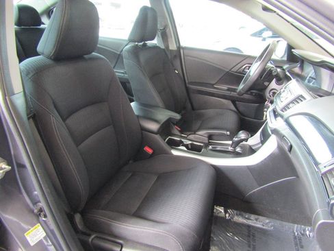 Used 2015 Honda Accord Sport image 11