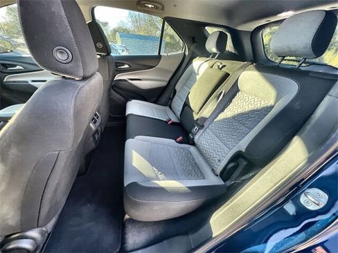 Used 2022 Chevrolet Equinox LS image 24