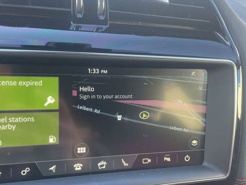 Used 2020 Jaguar F-PACE Checkered Flag image 10