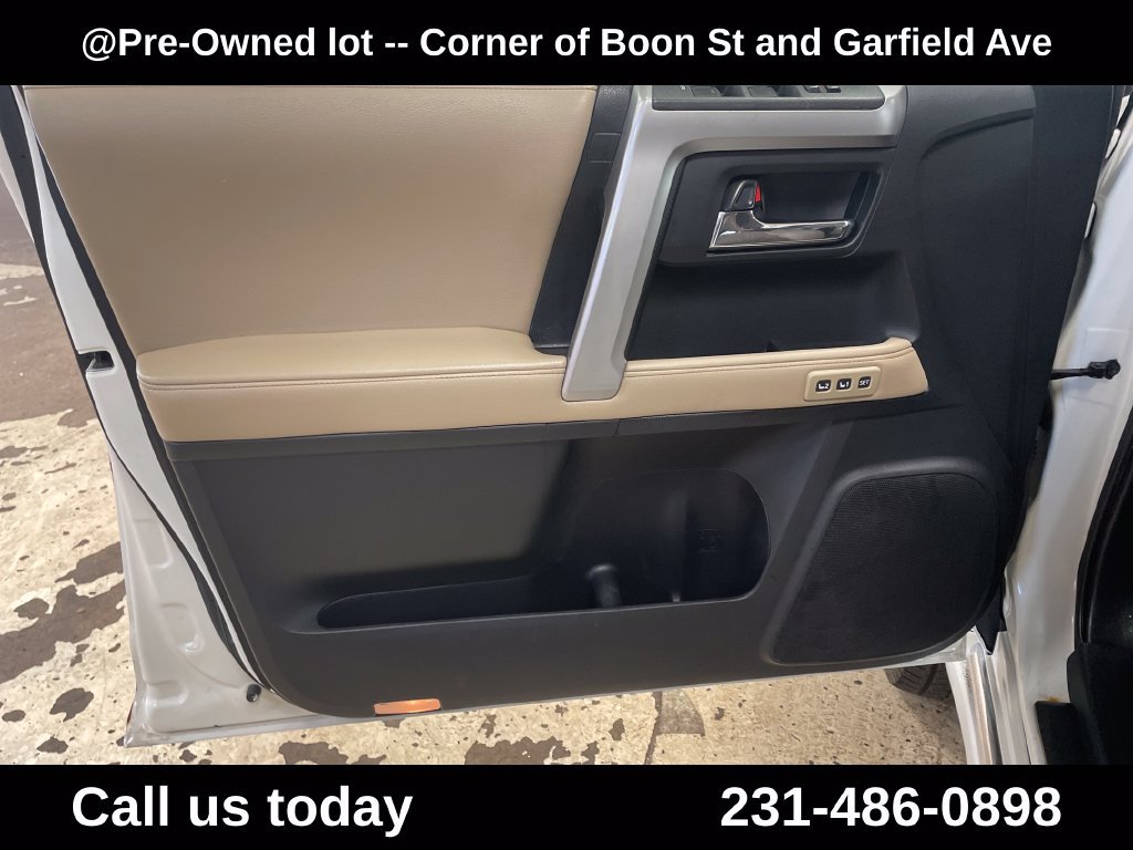 Used 2016 Toyota 4Runner Limited AWD/4WD image 11