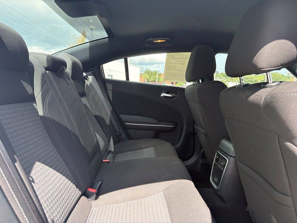 Used 2023 Dodge Charger SXT RWD image 28