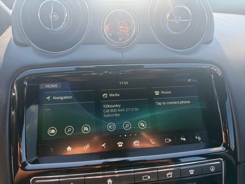 Used 2019 Jaguar XJ L Portfolio image 21