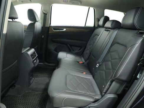 New 2026 Volkswagen Atlas SE FWD image 34