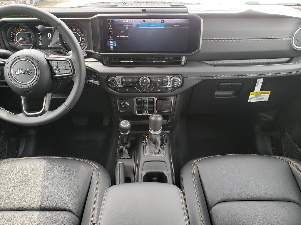 New 2026 Jeep Gladiator Overland AWD/4WD image 15