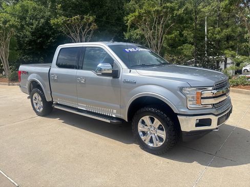 Used 2020 Ford F150 Lariat AWD/4WD image 4