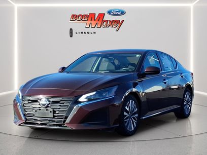 Used 2023 Nissan Altima 2.5 SV